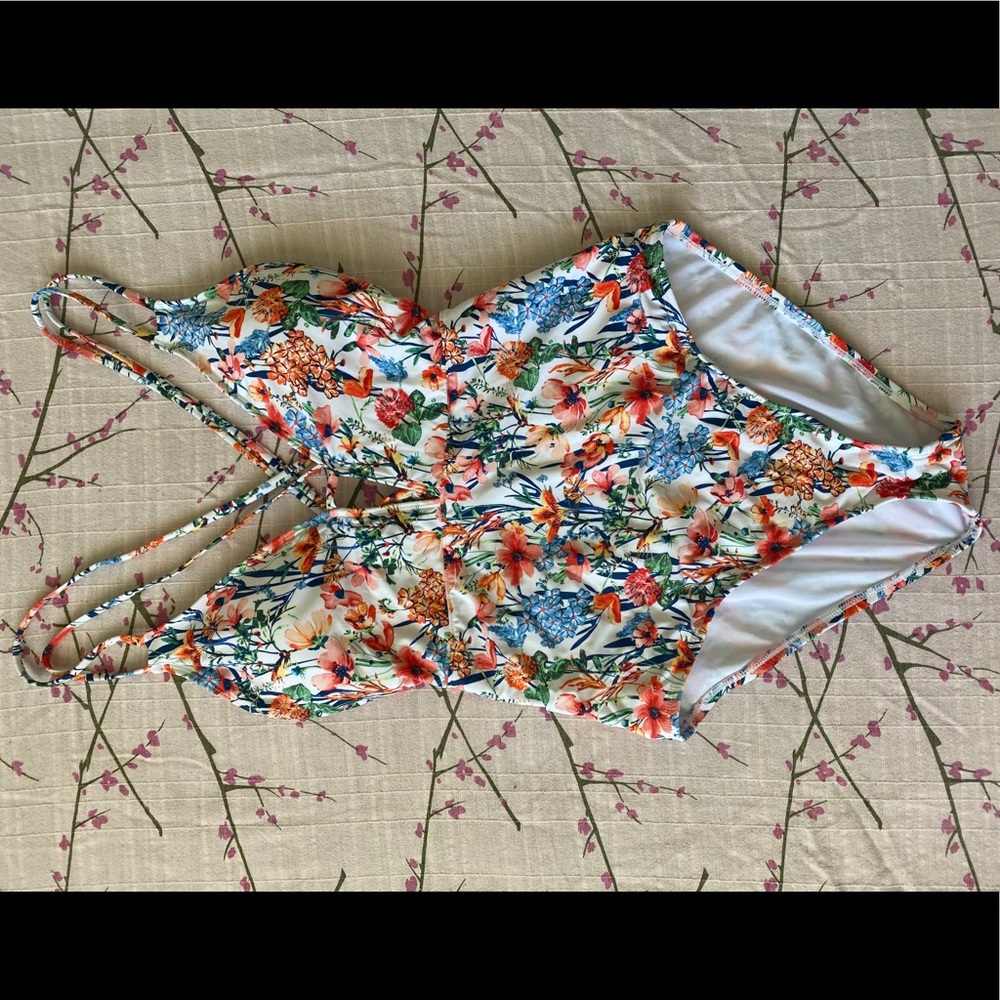 LUCKY BRAND one piece floral swimsuit